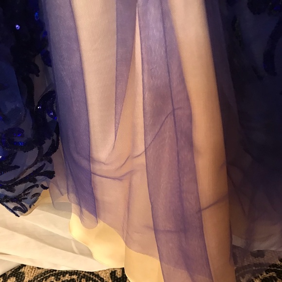 Aspeed Design _New_Royal Blue Sequins Gown with Scarf_Small - Picture 11 of 13